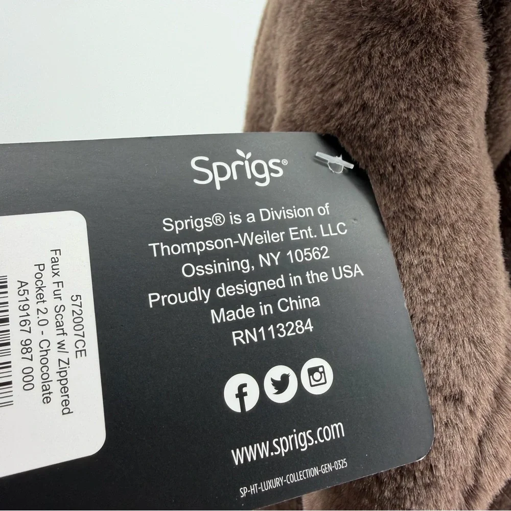 NEW Sprigs Faux‎ Fur Scarf w/ Zippered Pocket 2.0- brown